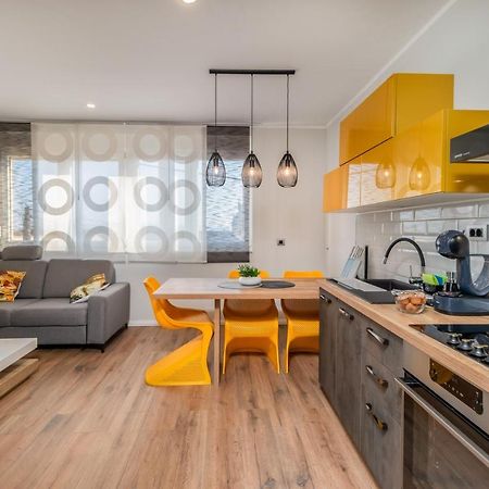 רייקה Adastra Apartments With Private Parking And Floor Heating מראה חיצוני תמונה