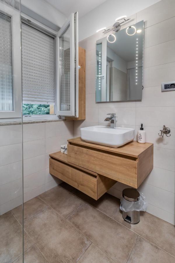 רייקה Adastra Apartments With Private Parking And Floor Heating מראה חיצוני תמונה