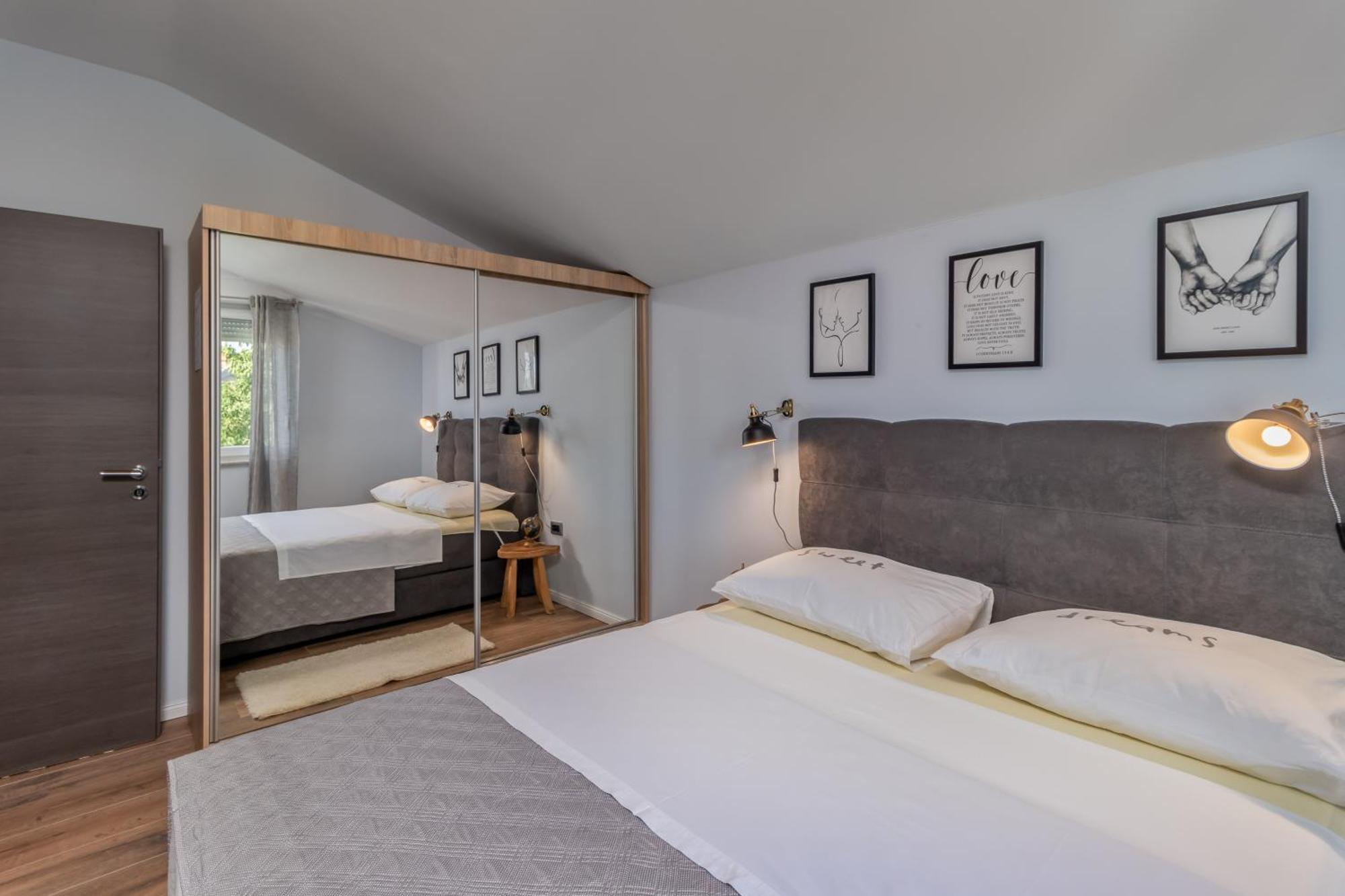 רייקה Adastra Apartments With Private Parking And Floor Heating מראה חיצוני תמונה